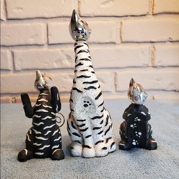 Vintage Set of 3 Black and White cats with Chrome heads and tail accents - Picture 3 of 4